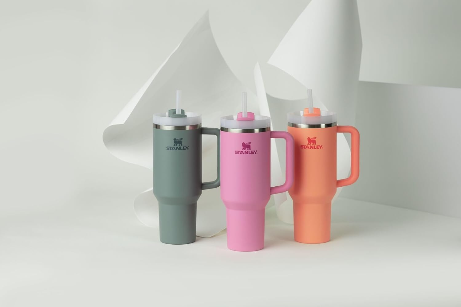 Stylish Hydration Tumbler with Straw